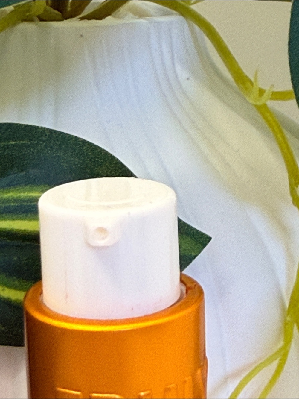 TRULY Pink Body Sculpting Serum - New - Picture 2 of 4